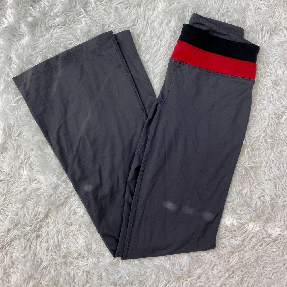 Victoria Secret VSX Flare Fit Yoga Pants Size XS